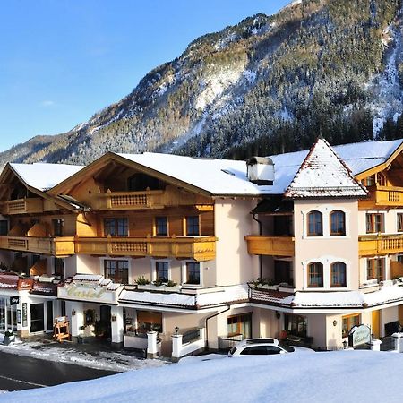 Hotel Garni Castel B&B Ишгъл Екстериор снимка