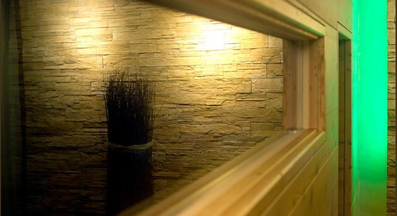 Hotel Garni Castel B&B Ишгъл Екстериор снимка