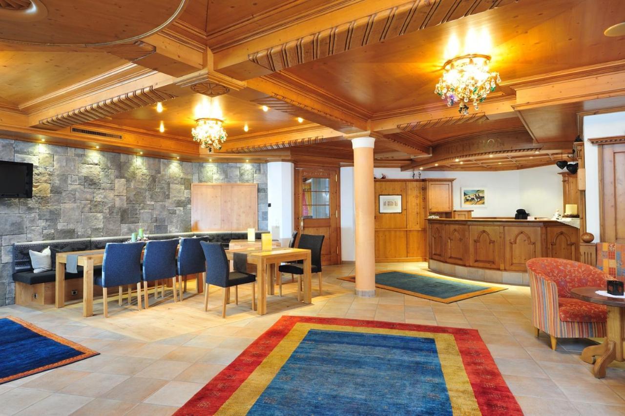 Hotel Garni Castel B&B Ишгъл Екстериор снимка